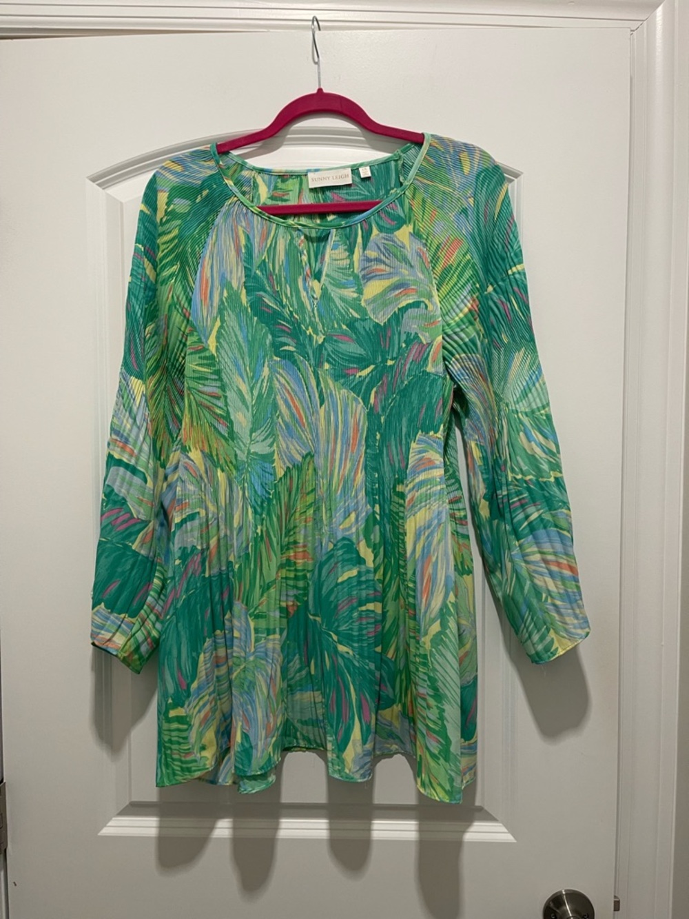 Classic Green Tropical Print Blouse